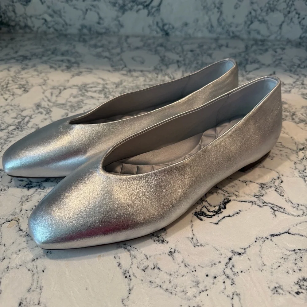 Birdies Silver Women's Flats